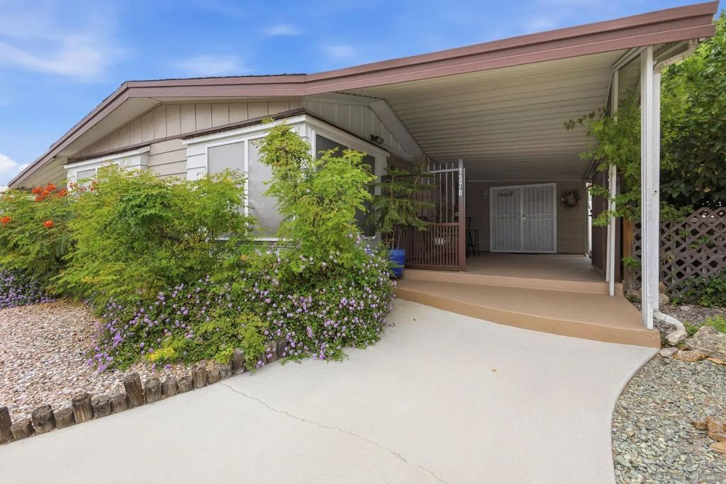 1370 Cabrillo Drive, Hemet
