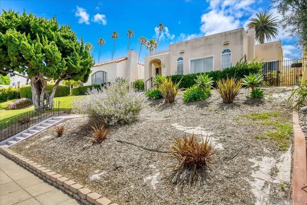 4267 Witherby Street, MISSION HILLS