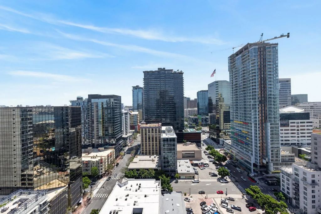 1388 Kettner 2305, Downtown (DT)