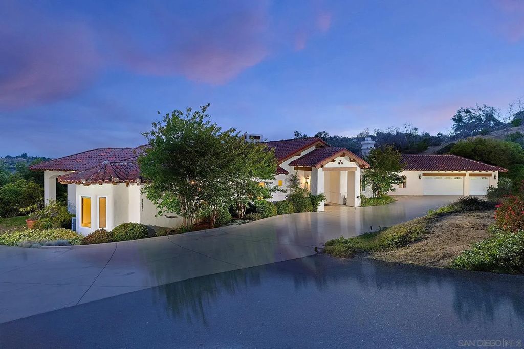 10790 Castle Heights Dr, Valley Center