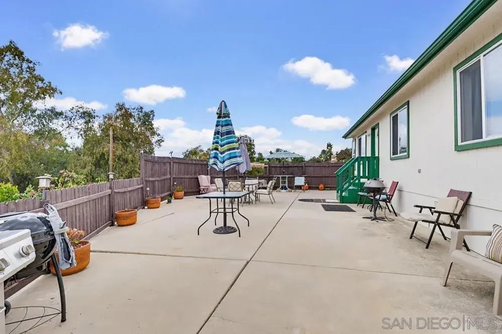 300 Thornton Spc 14, El Cajon