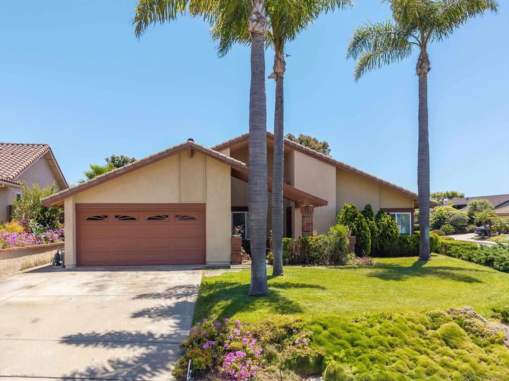 7221 Wisteria Way, Carlsbad