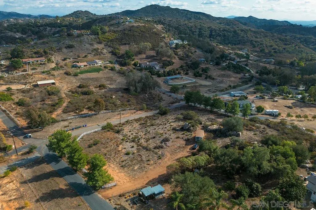11541 Turner Heights Drive, Escondido