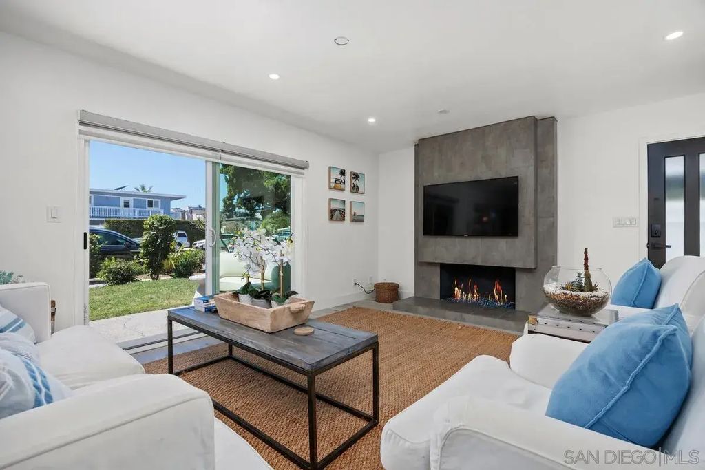 1847 Coast Blvd, Del Mar