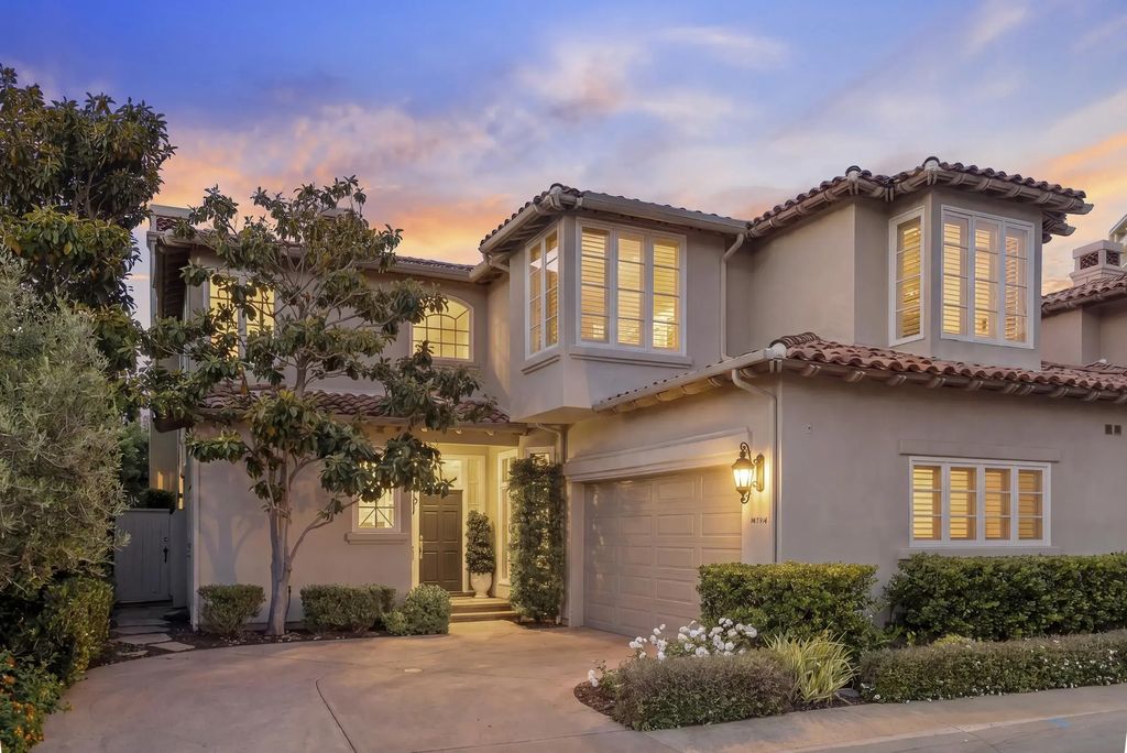 9643 Claiborne Square, La Jolla