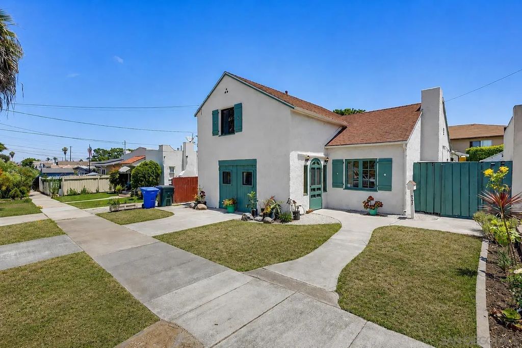 527 K Ave., National City