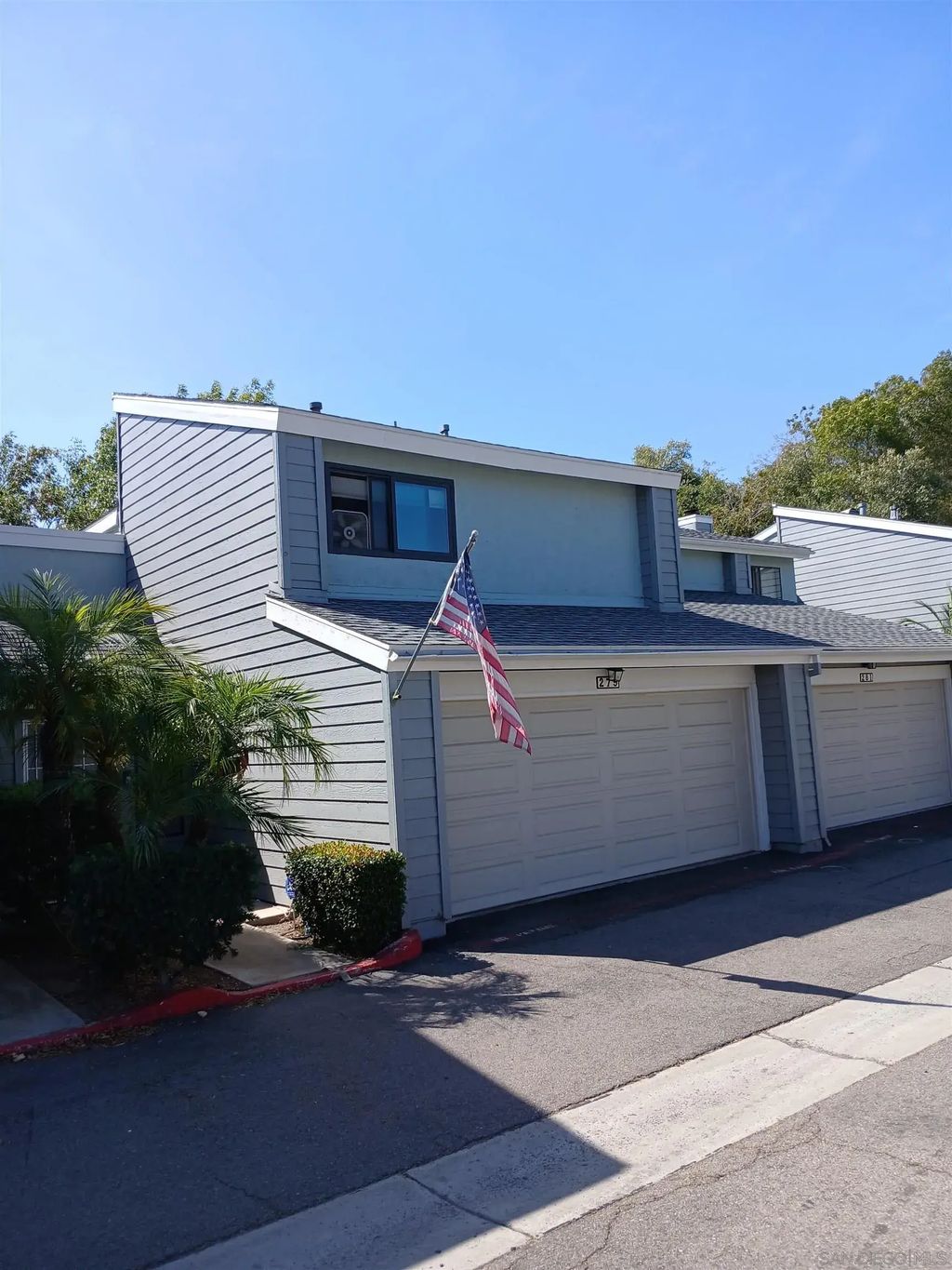 279 Durian St., Vista