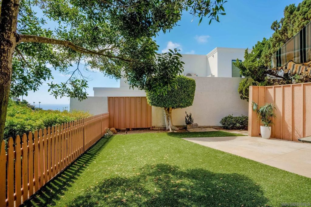 7415 Caminito Rialto, La Jolla