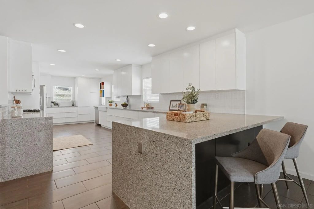 6463 Estrella Ave, Allied Gardens