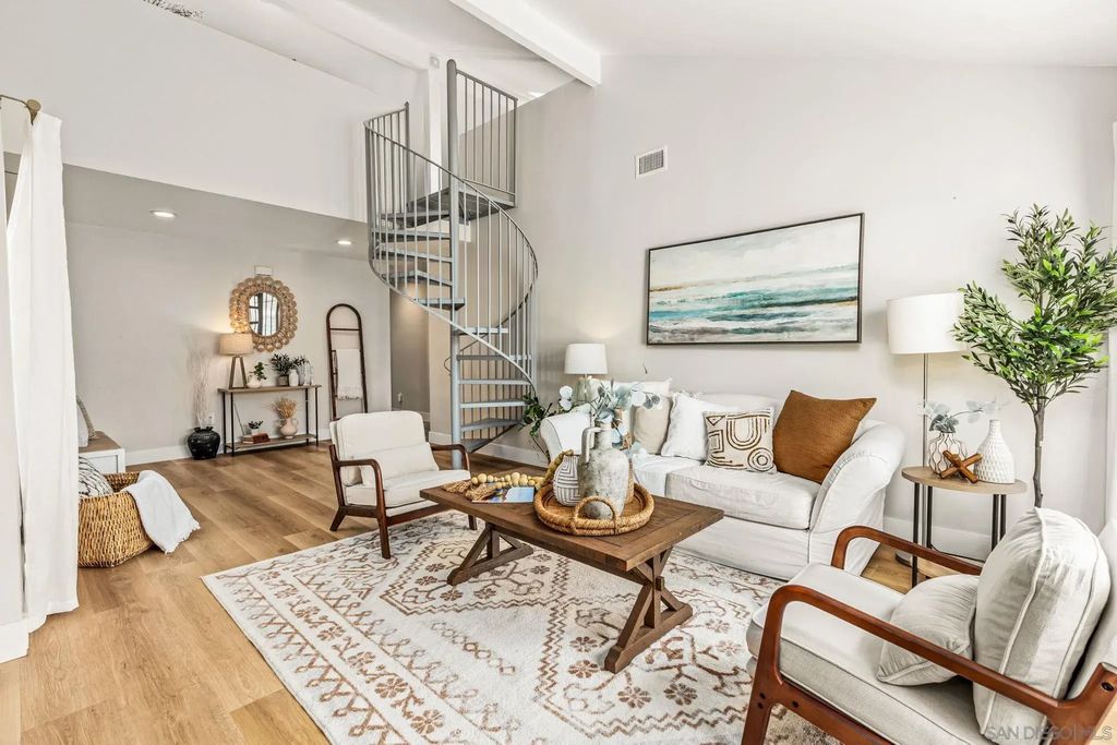 808 Caminito Azul, Carlsbad
