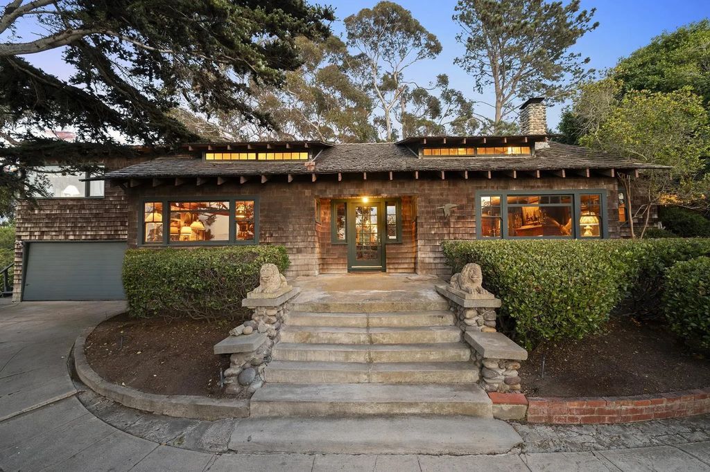 1570 Virginia Way, La Jolla