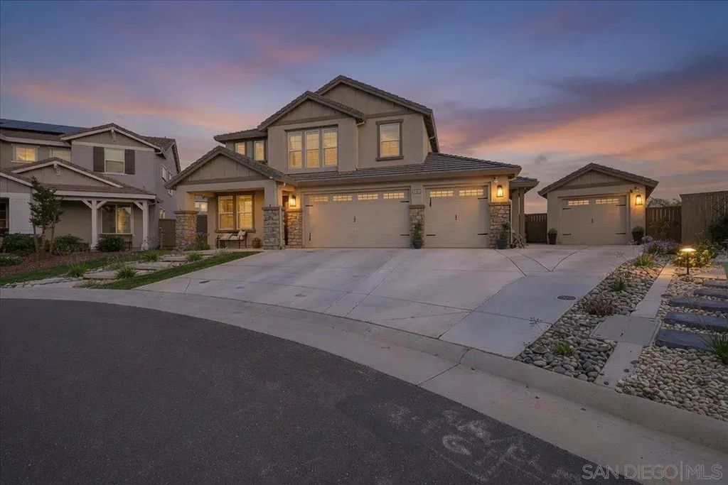 3096 Shasta Daisy, Roseville