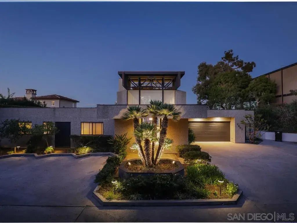 7963 Prospect Pl., La Jolla