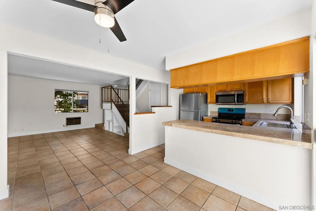 1317 Caminito Gabaldon I, MISSION VALLEY