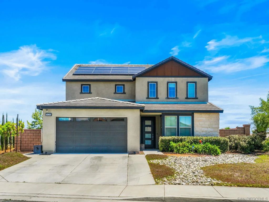 36366 Calle Benavente, Winchester