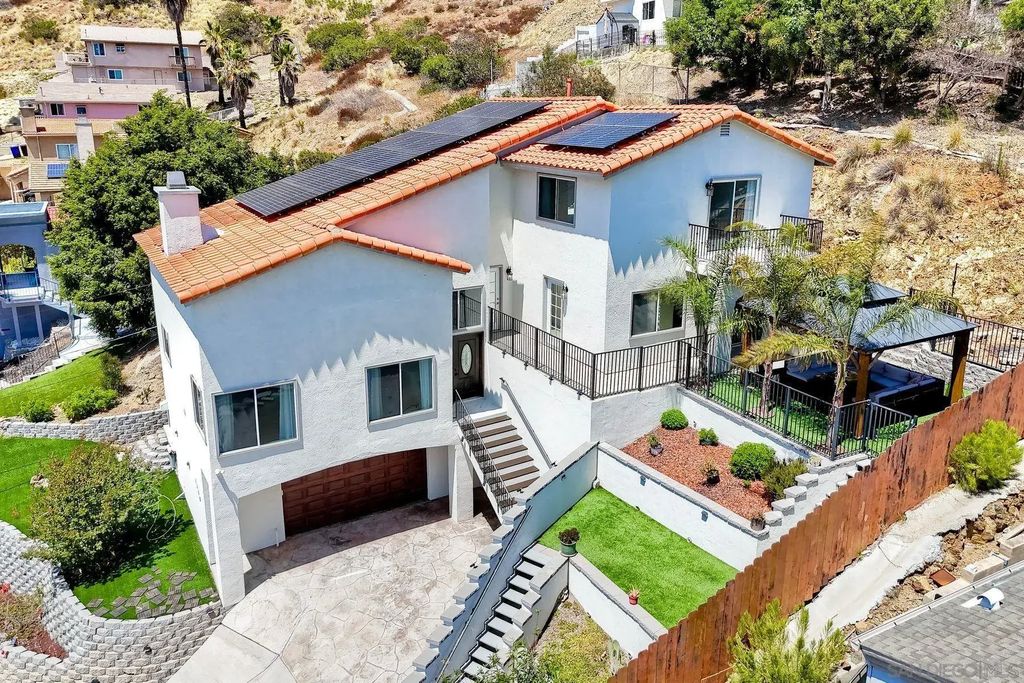 1329 Portola Ave, Spring Valley