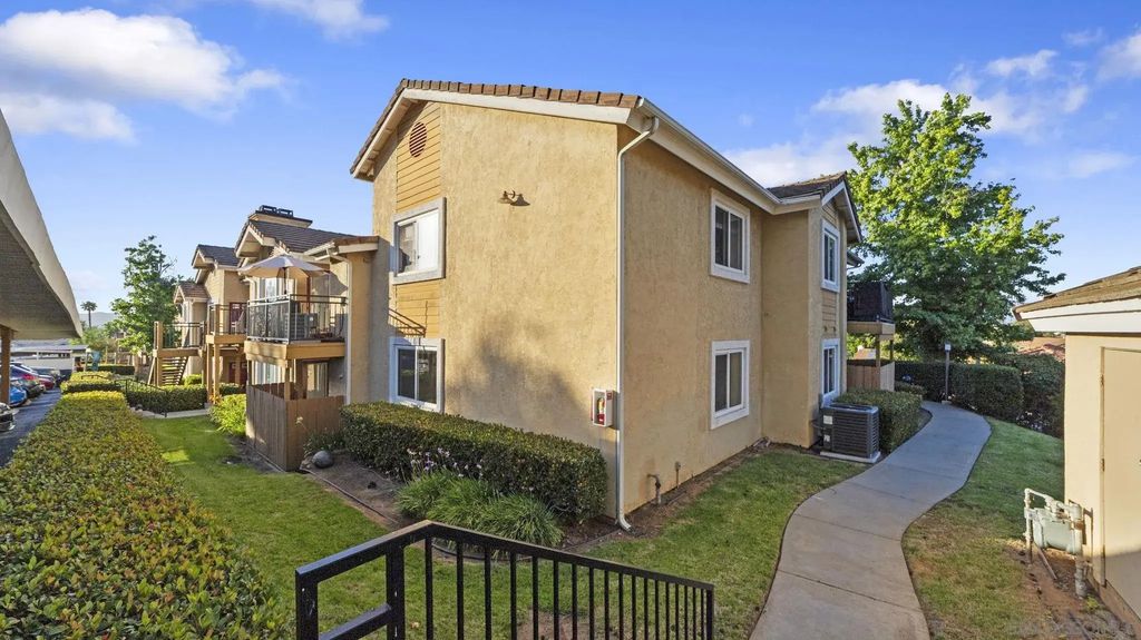 505 San Pasqual Valley 183, Escondido