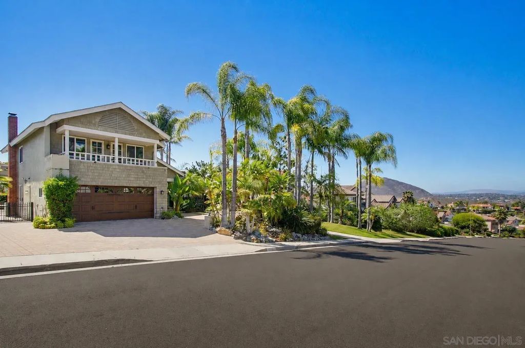 17766 Aguamiel Rd, RANCHO BERNARDO