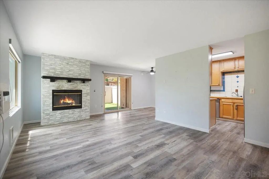 8797 Wahl, Santee