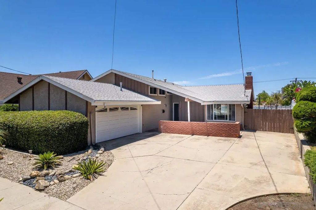 6248 Spruce Lake, SAN CARLOS