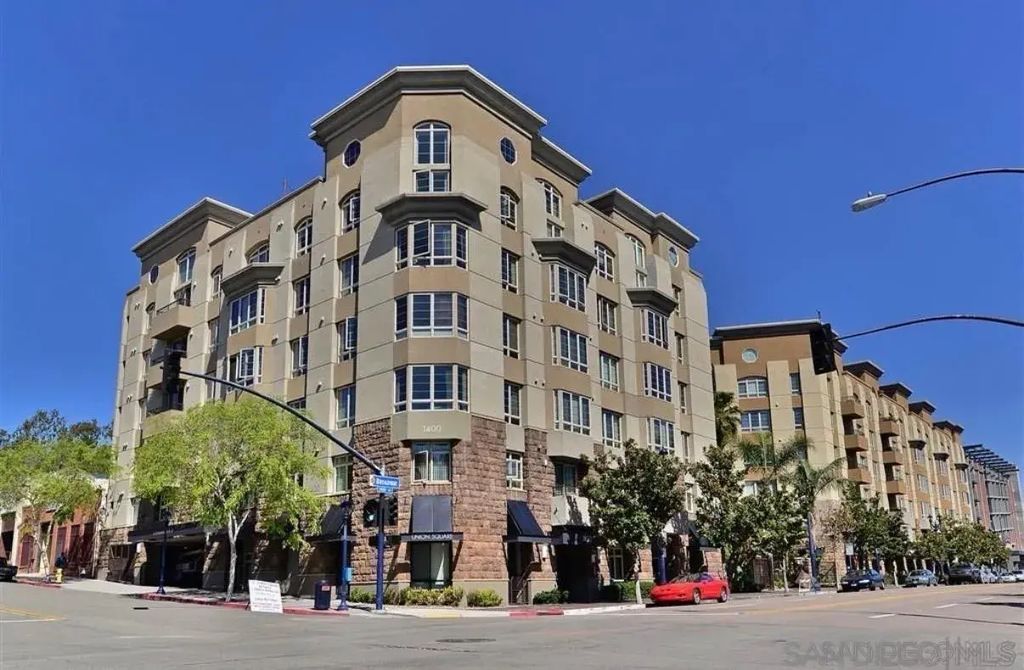1465 C 3503, DOWNTOWN