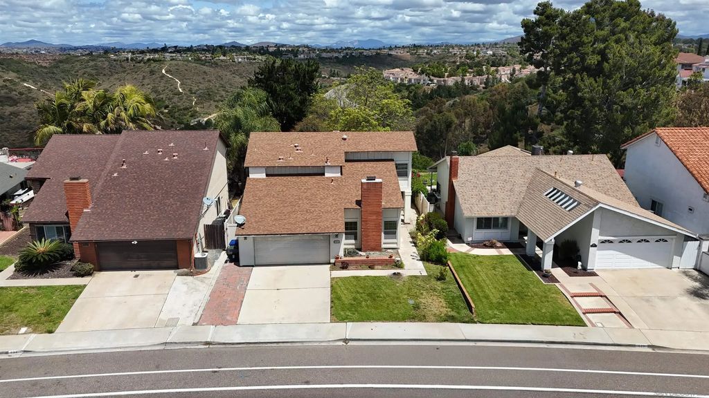 625 E J, Chula Vista