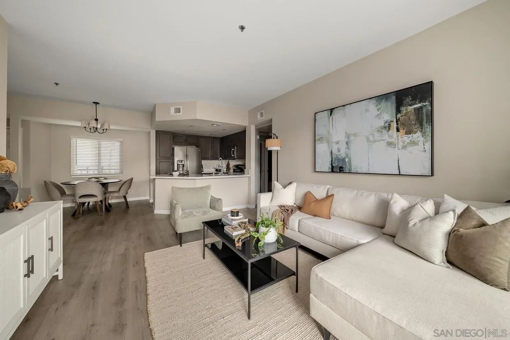 680 Camino De La Reina 2307, MISSION VALLEY