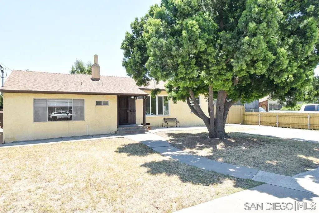 4779 Harbinson Ave, La Mesa