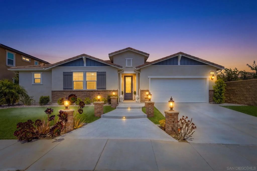 34490 Bloomberry Rd, Murrieta