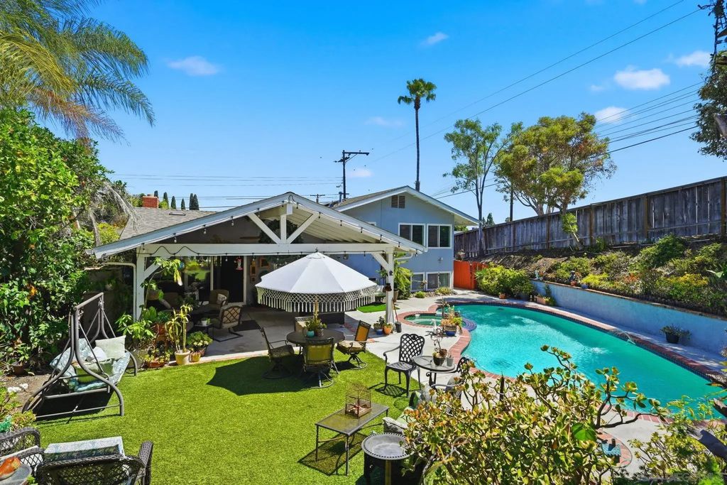 8087 Blue Lake Dr, SAN CARLOS
