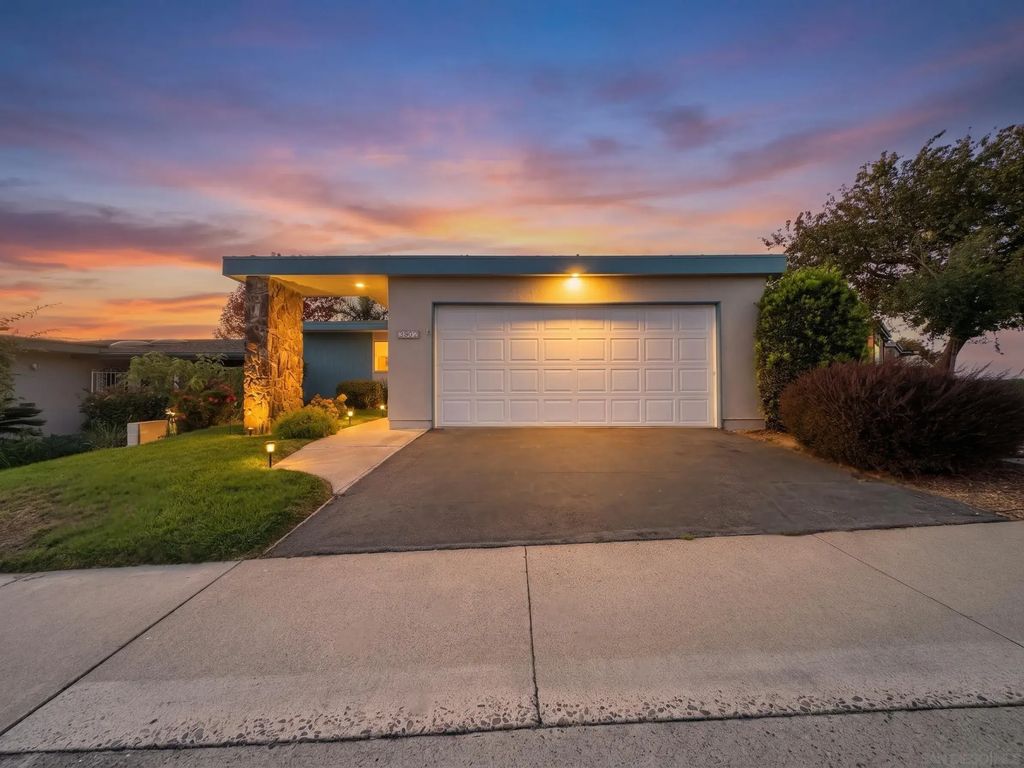 3902 N Vista Campana 9, Oceanside