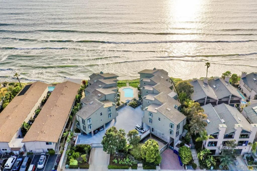 940 Sealane 16, Encinitas