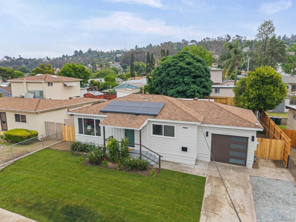 737 Laguna, El Cajon