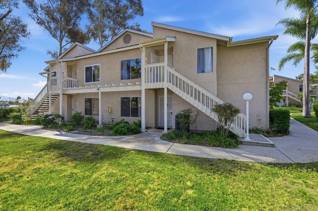 225 Diamond 111, Vista