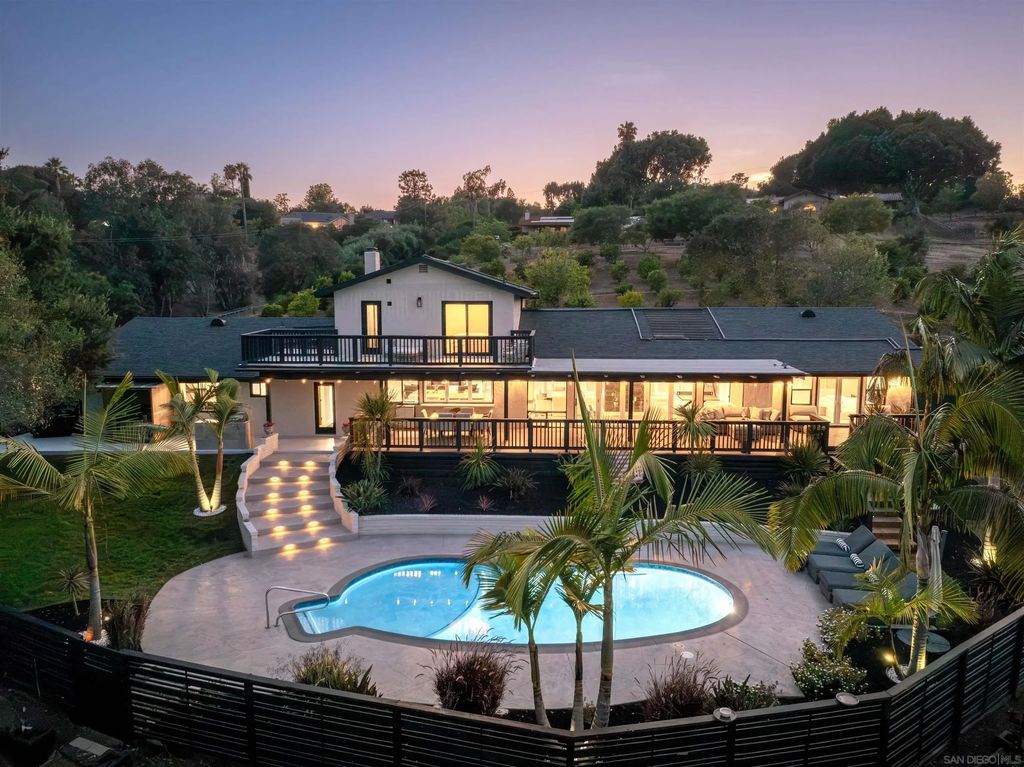 521 Rancho Camino, Fallbrook