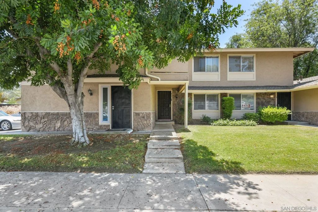 955 Amistad Pl C, El Cajon