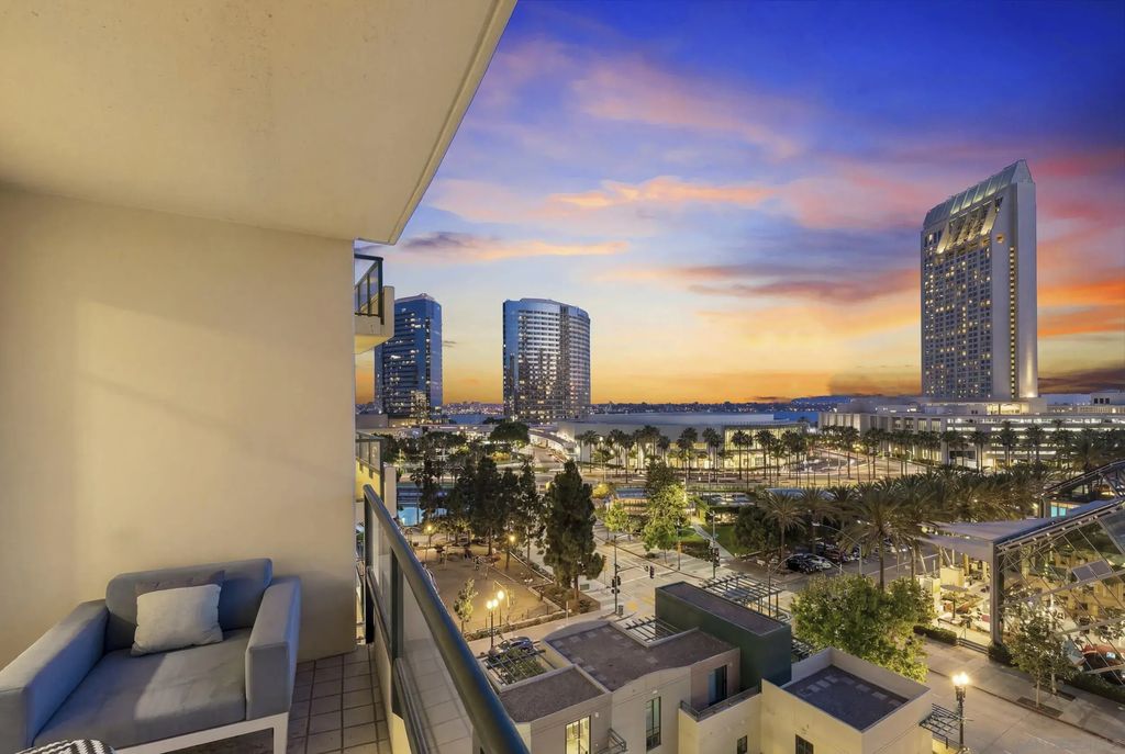 510 1st Ave 805, Downtown (DT)