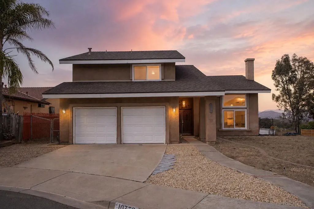 10772 Avenida Roberta, Spring Valley