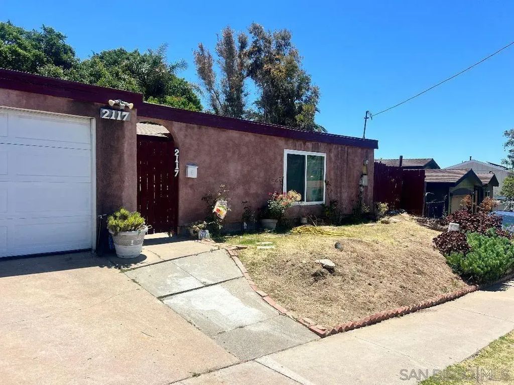 2117 Finch, SAN DIEGO