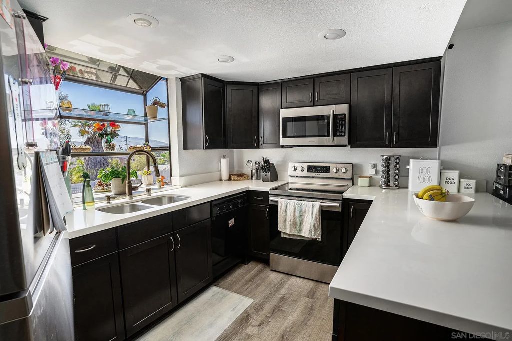 440 Citracado Pkwy 14, Escondido