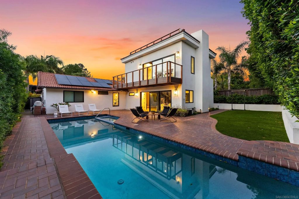 2451 Malibu Way, Del Mar