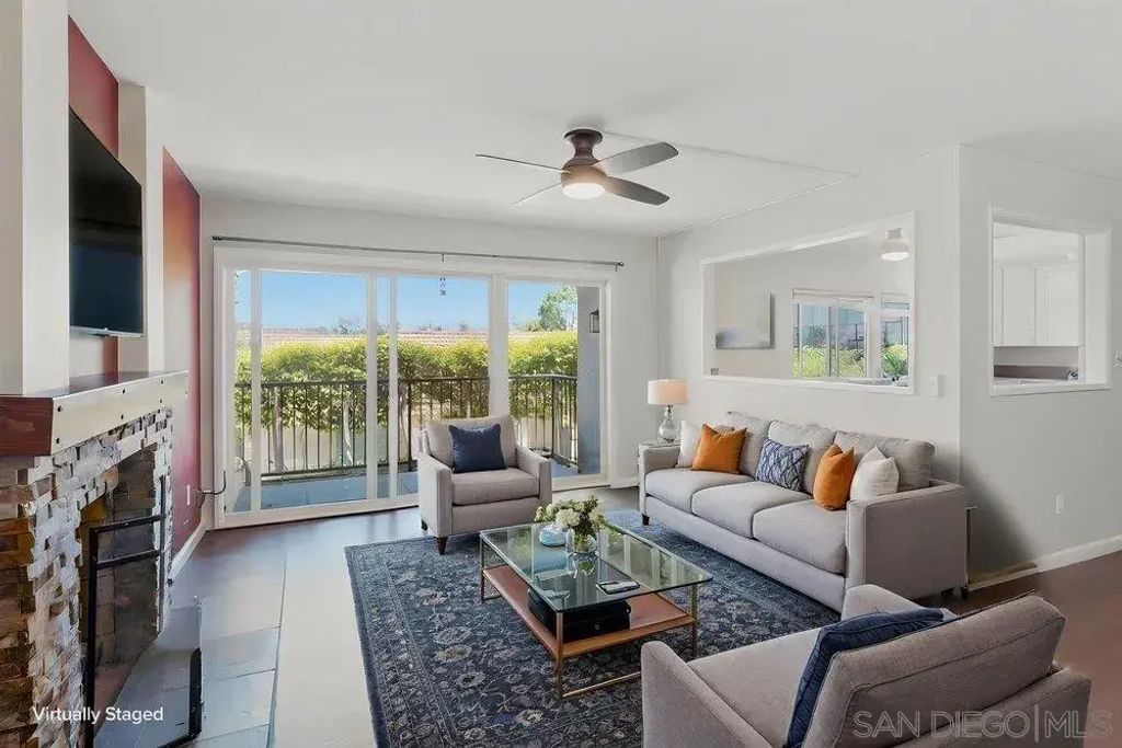 17453 Plaza Cerado 105, RANCHO BERNARDO