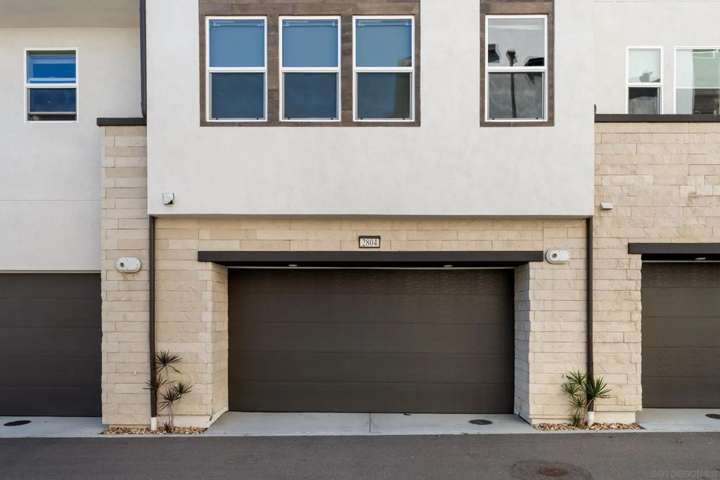 2804 Avella Circle, Civita (CIVI)