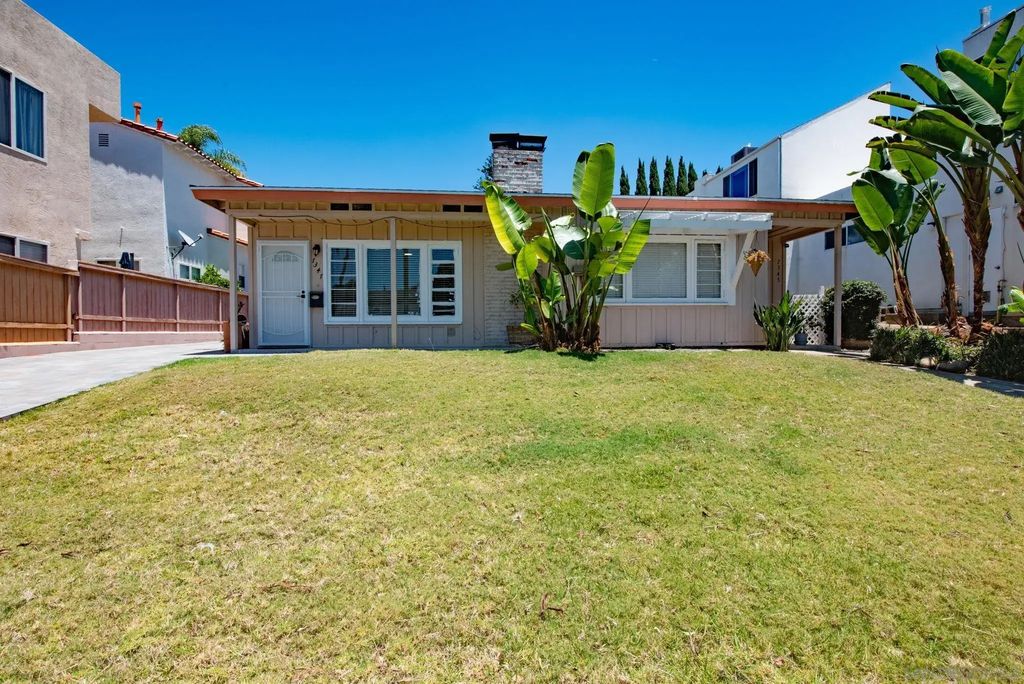 7347 Fay Ave, La Jolla