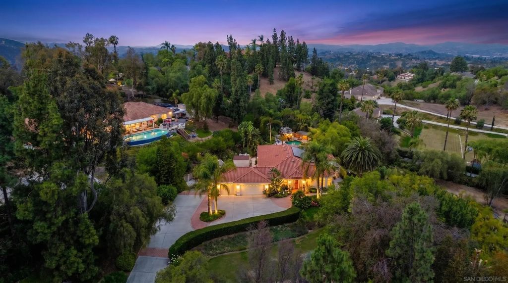 3537 Rosa Way, Fallbrook