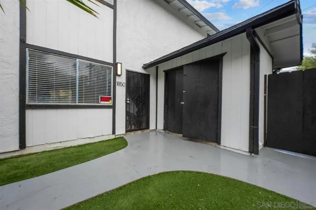 1850 Bakersfield St, Lemon Grove