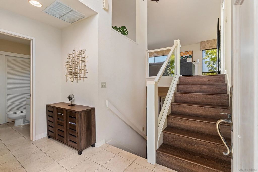 6667 La Jolla Scenic Drive South, La Jolla