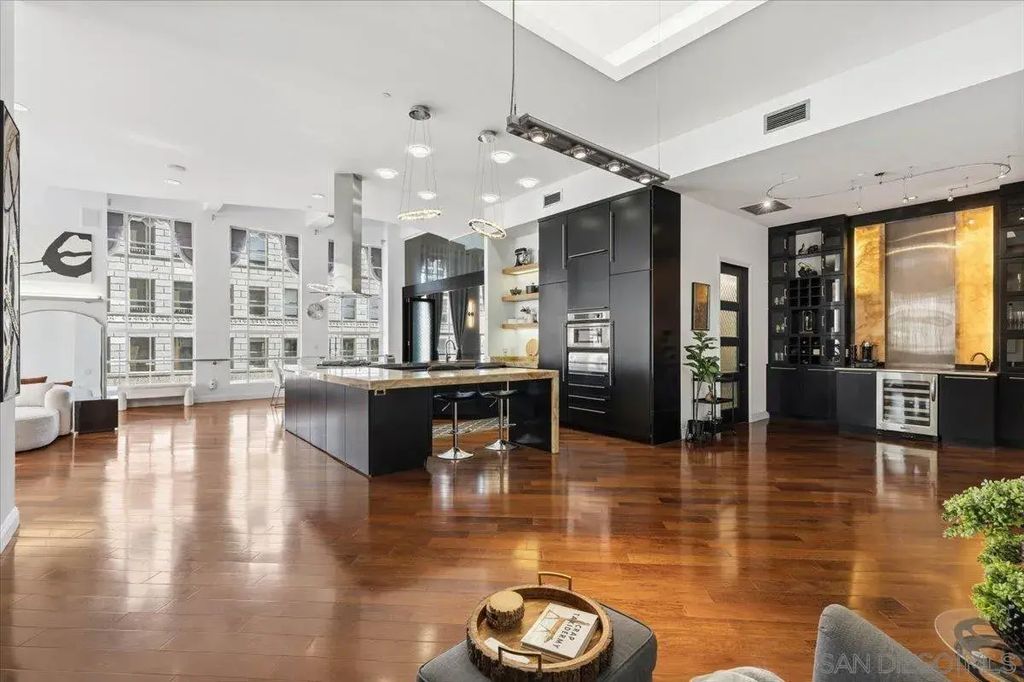 950 6th Ave 432, DOWNTOWN