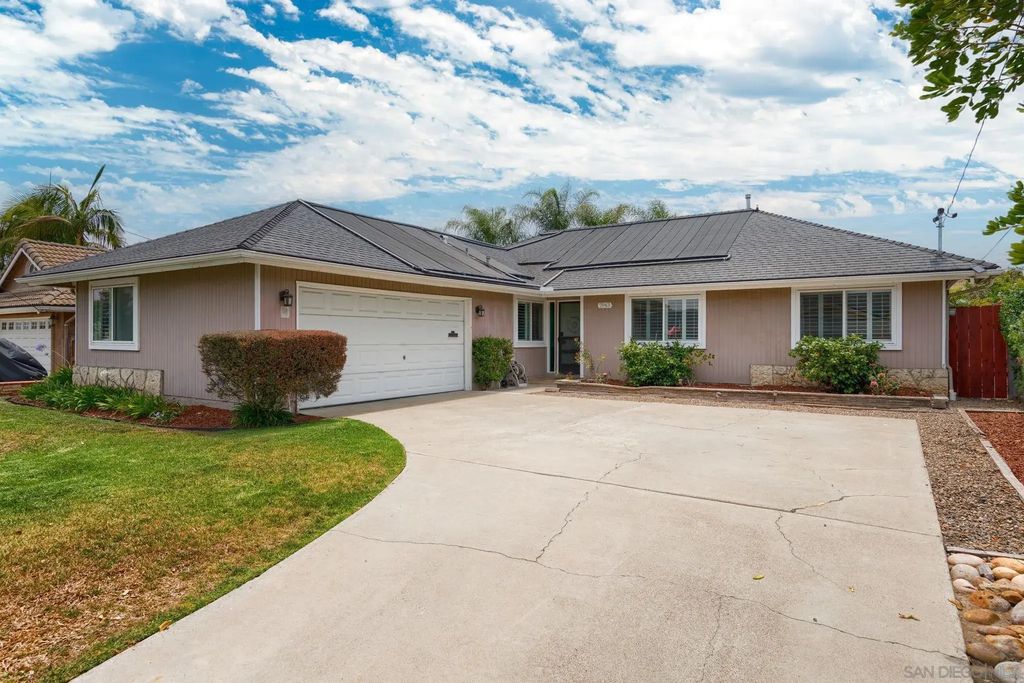 7943 June Lake Dr., SAN CARLOS