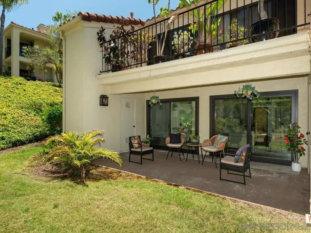 7301 Calle De Fuentes, Carlsbad